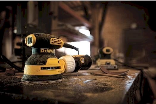 LIXADEIRA ROTO ORBITAL 5" DWE6421 (220V)